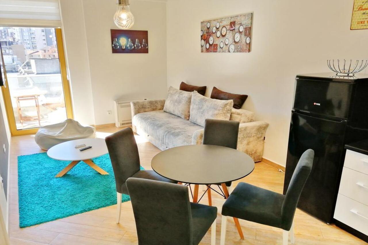 Sea Breeze Lux Apartments Budva Exterior photo